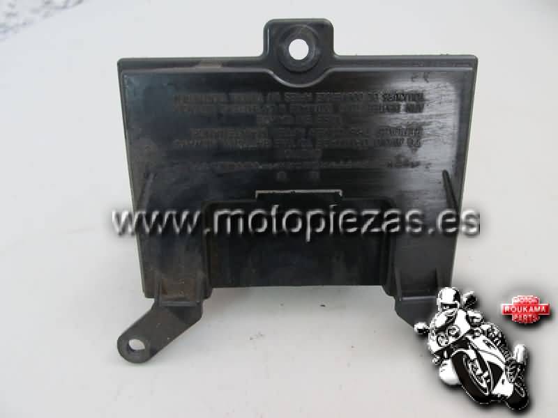 Honda CBR600F(PC31) Tapa bateria