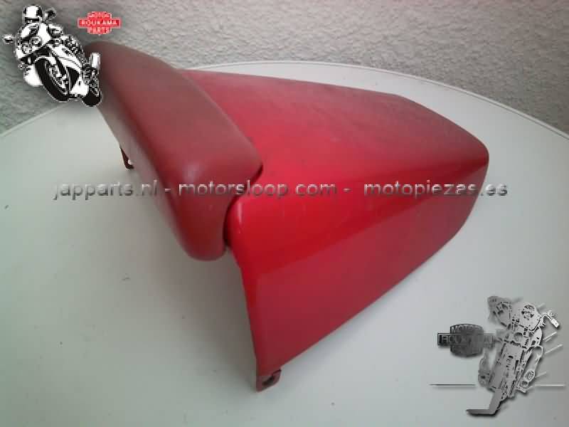 Honda VFR750F(RC36) Tapa asiento trasera