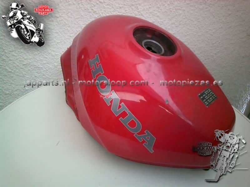 Honda VFR750F(RC36) Fuel tank