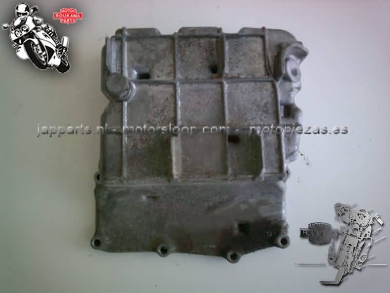 Honda VFR750F(RC36) Tapa salida aceite