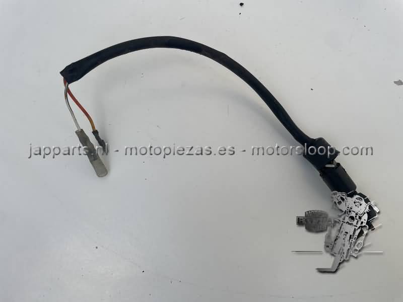 Hyosung Comet GT125(KM4MF55B) Interuptor luz freno trasero