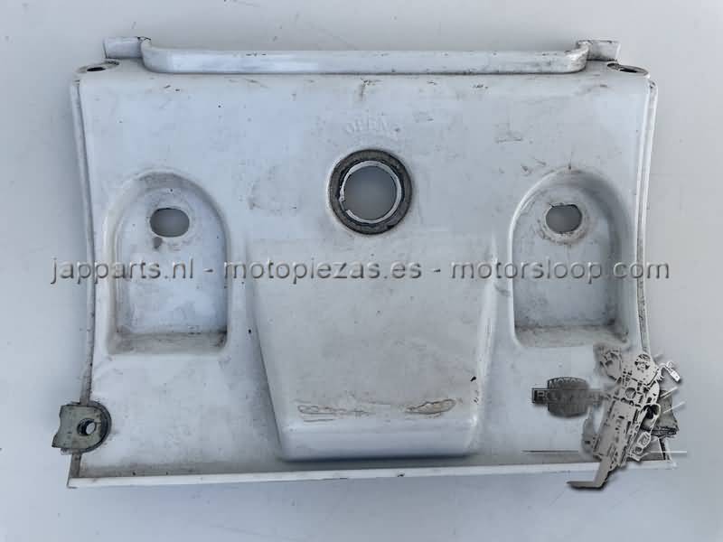 Hyosung Comet GT125(KM4MF55B) Tapa 3