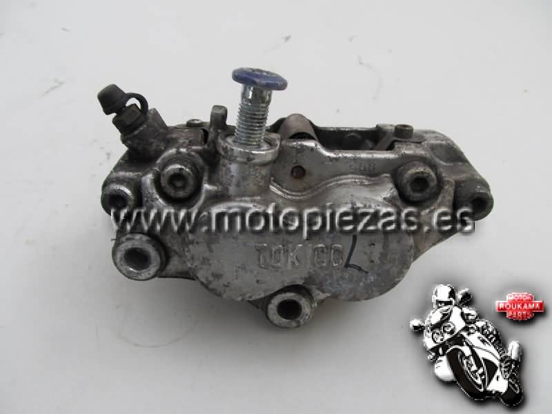 Kawasaki ZX-9R(ZX900B) La pinza delantera izquierda