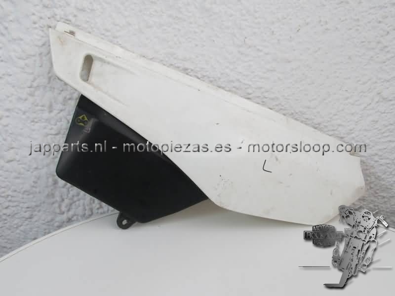 Yamaha XT600E(3TB) Tapa lateral izquierda 3TB-21711-20