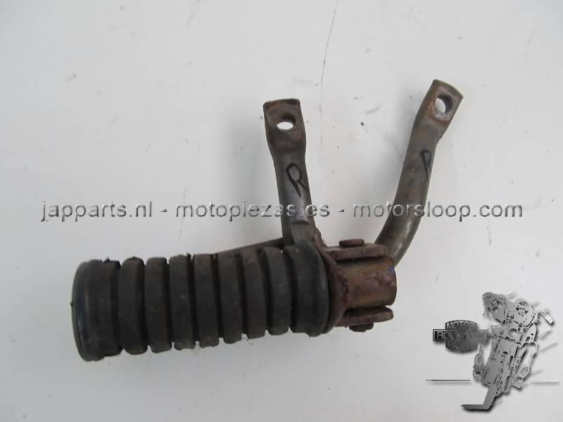 Yamaha XT600E(3TB) Estribera tarsera derecha 3TB-27442-00-33