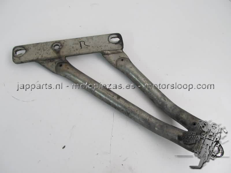 Yamaha XT600E(3TB) Soporte tubo de escape