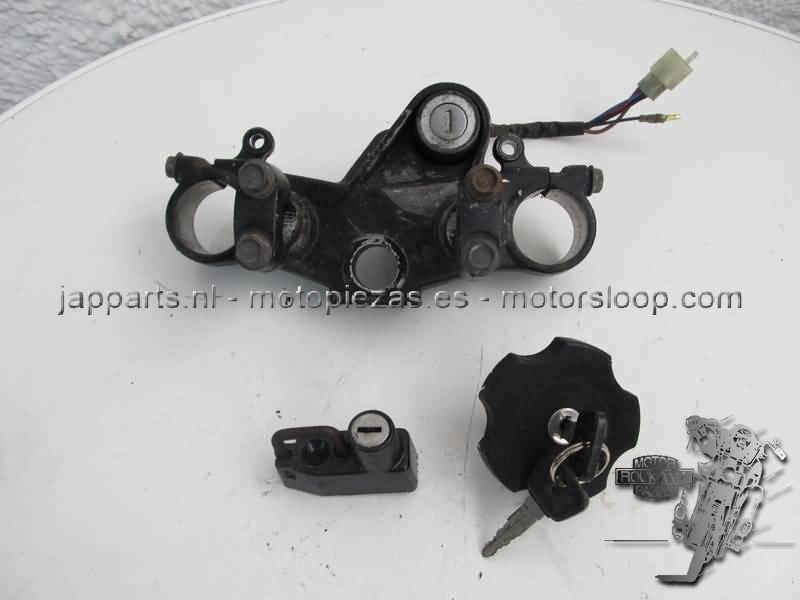 Yamaha XT600E(3TB) Tija y juego de cerraduras 3TB-23435-00